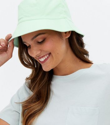 green bucket hat womens