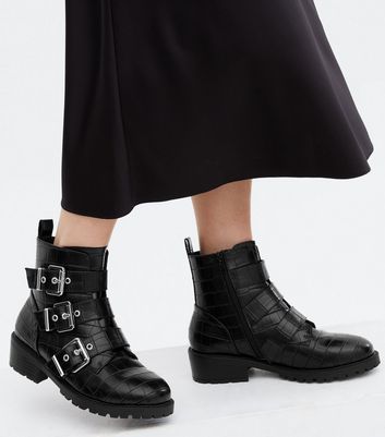 biker boots buckle