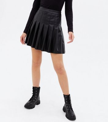 Black Leather Look Mini Tennis Skirt New Look