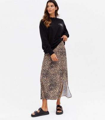 Leopard print midi shop skirt new look