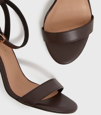 Dark 2025 brown heel