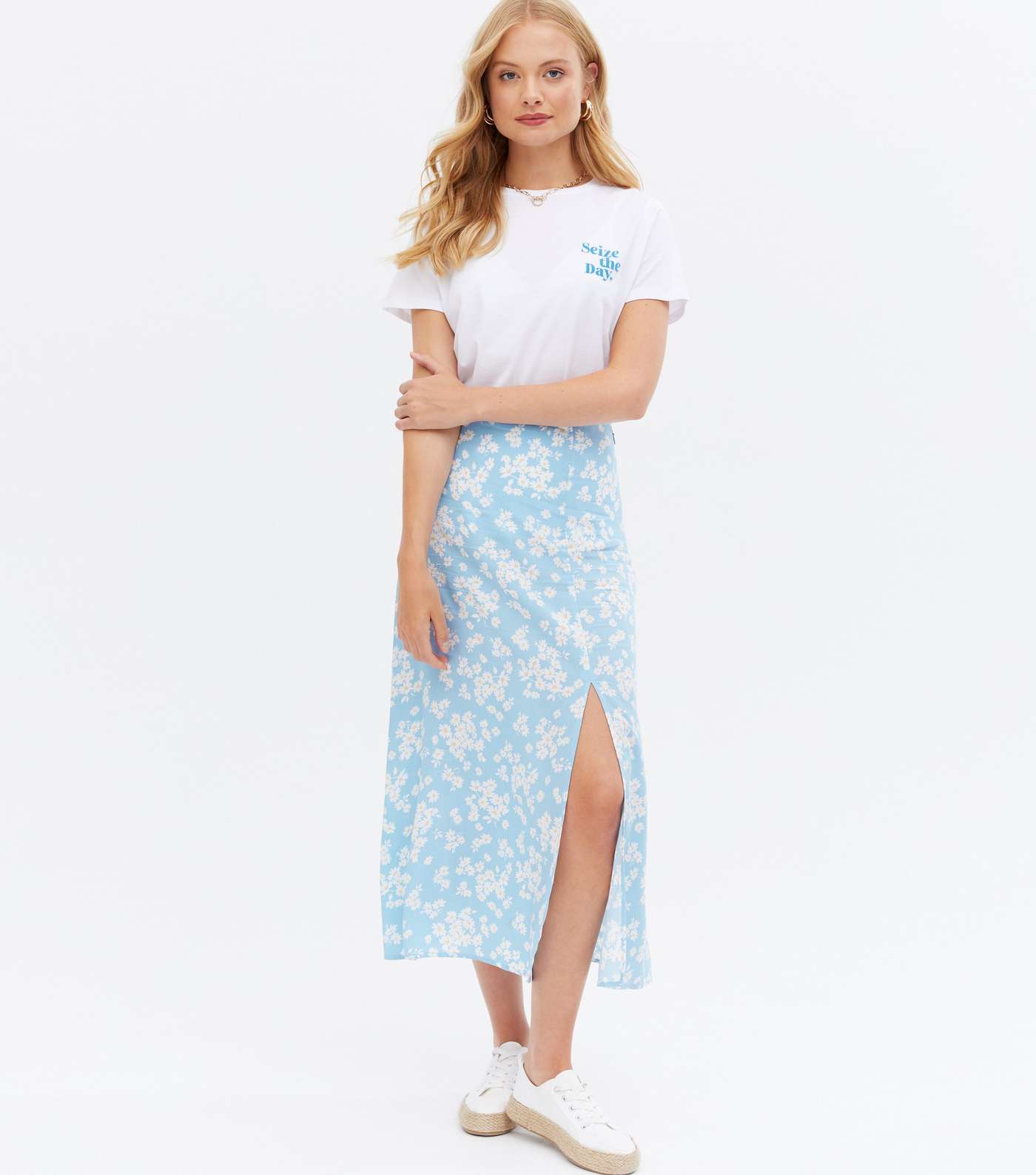 Pale Blue Daisy Split Hem Midi Skirt