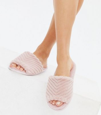 new look fluffy sliders