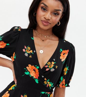 Black floral dress outlet with sleeves