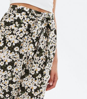 Black Daisy Belted Wide Leg Trousers 