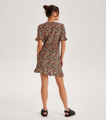 Urban Bliss Black Ditsy Floral Mini 