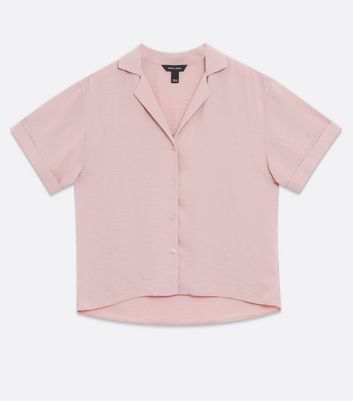 pale pink short sleeve shirt