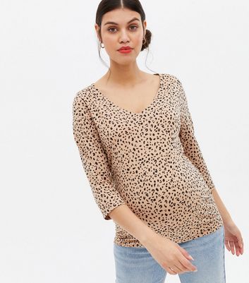 Click to view product details and reviews for Maternity Brown Leopard Print 3 4 Sleeve Top New Look.