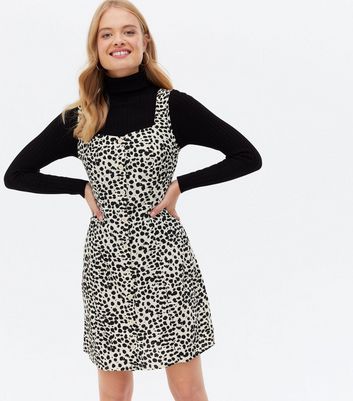 Leopard hotsell pinafore dress