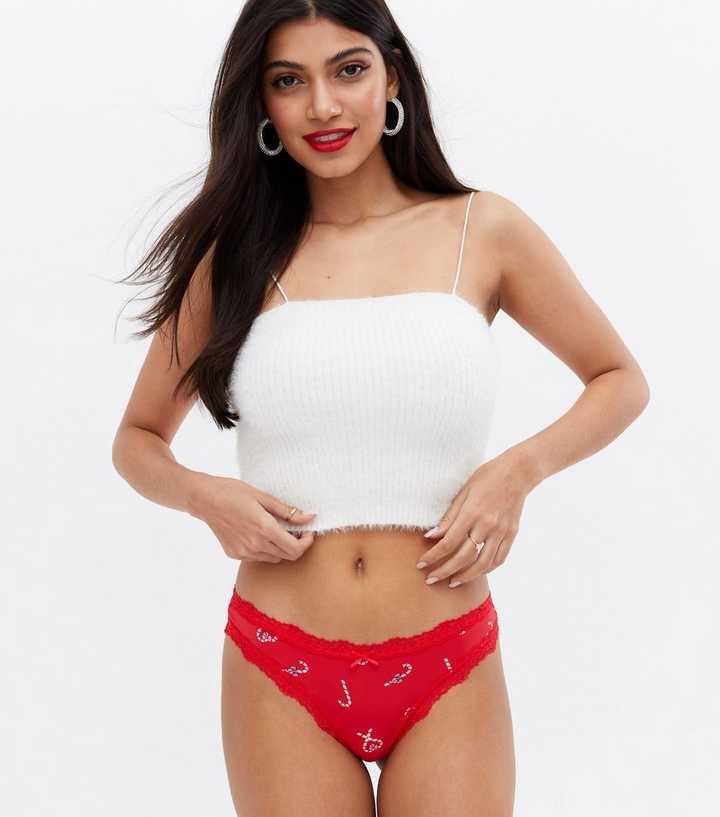 https://media2.newlookassets.com/i/newlook/802383879M3/womens/clothing/lingerie/3-pack-pink-black-and-red-candy-cane-thongs.jpg?strip=true&qlt=50&w=720