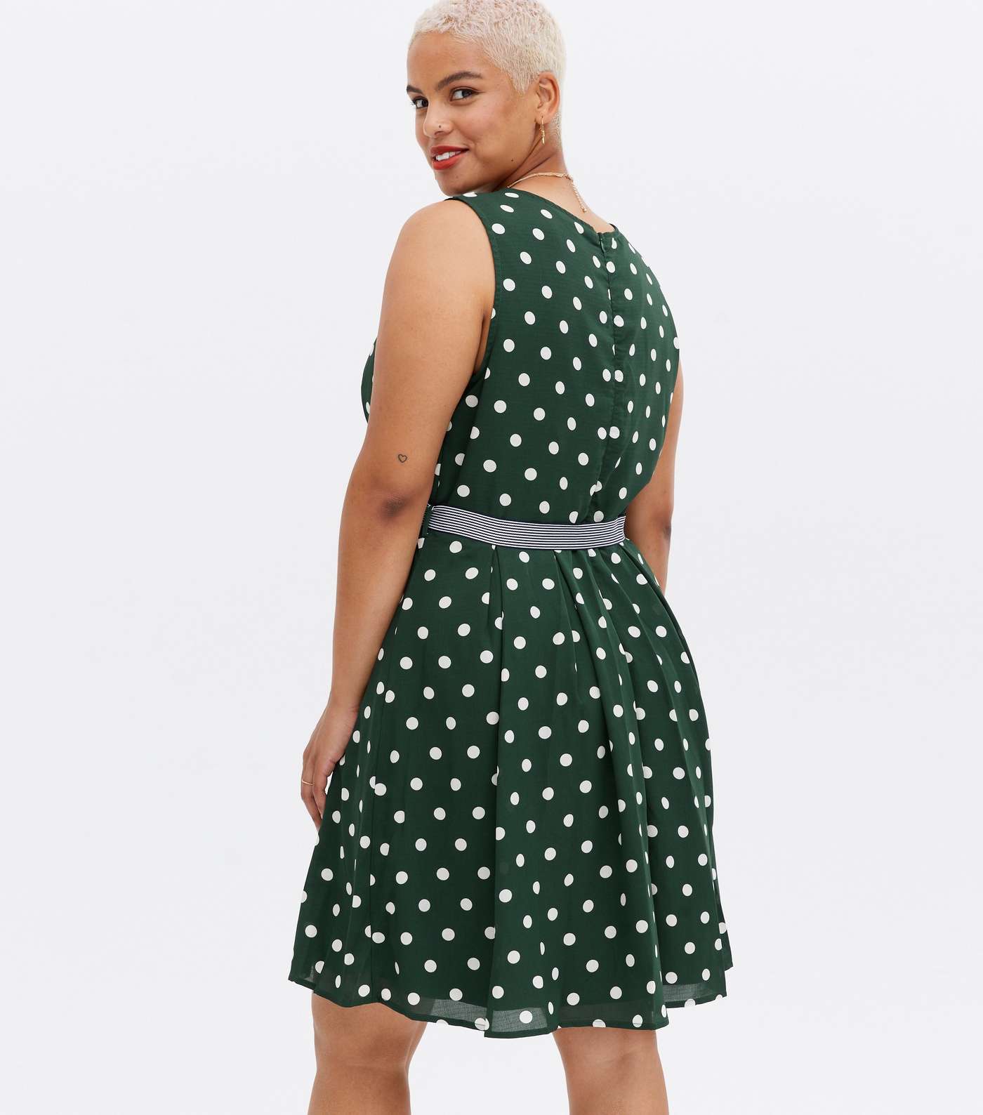 Yumi Curves Green Spot Belted Skater Dress Image 4