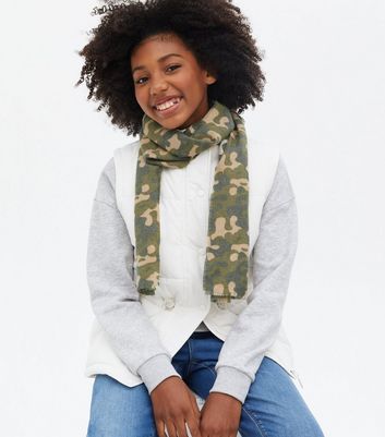 women's camo scarf