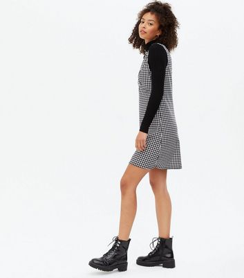 new look dogtooth pinafore