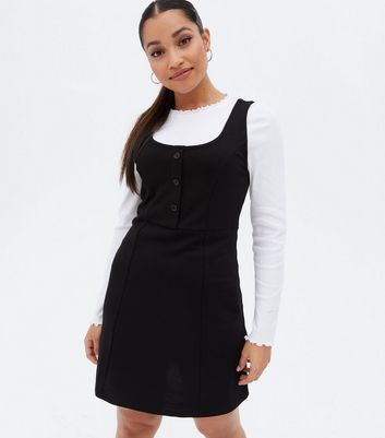 Petite Black Button Front Mini Pinafore Dress New Look