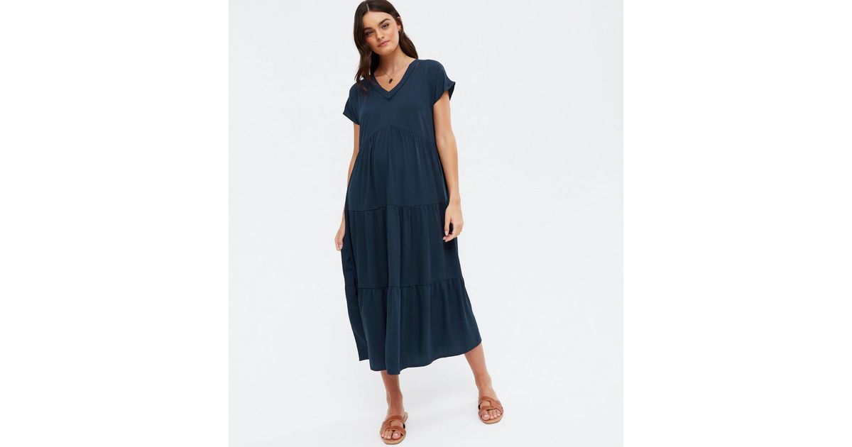 Blue Vanilla Navy Tiered Midi Dress New Look