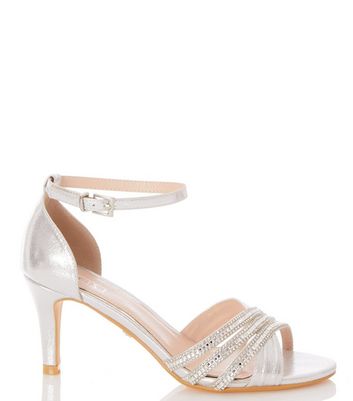 Quiz low heel silver hot sale sandals