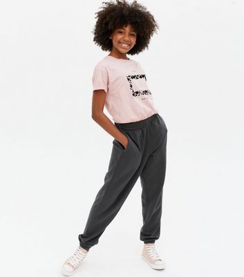 Girls 2025 wearing joggers