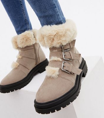 Light Brown Faux Fur Trim Chunky Ankle Boots New Look