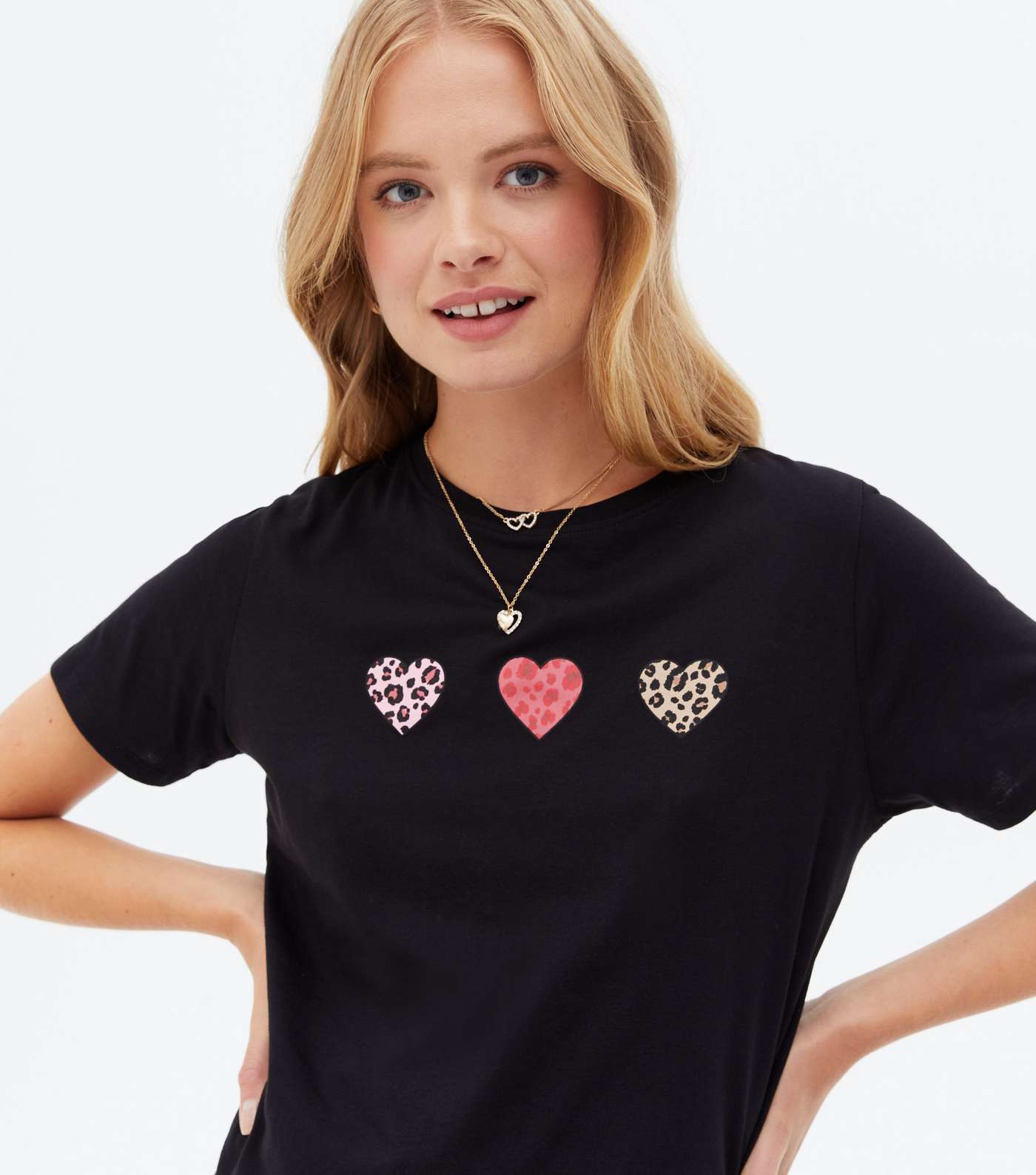 Black Leopard Print Heart T-Shirt Image 3