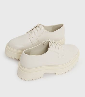 White lace clearance up brogues