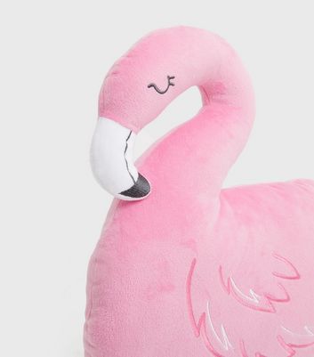 Flamingo shaped outlet cushion