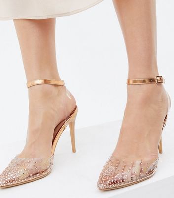 metallic pumps rose gold