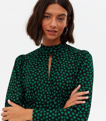 Green Animal Print Crinkle Cut Out Mini Tea Dress New Look