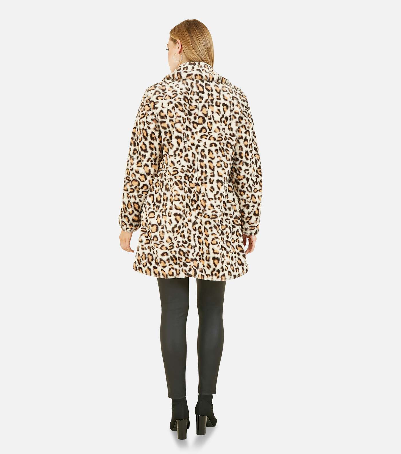 Yumi Off White Leopard Print Faux Fur Coat Image 3