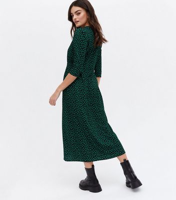 Green Spot Crinkle V Neck Button Front Midi Dress | New Look