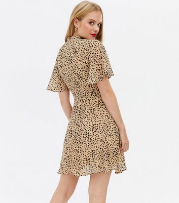 Click to view product details and reviews for Blue Vanilla Brown Leopard Print Flutter Sleeve Dress New Look.