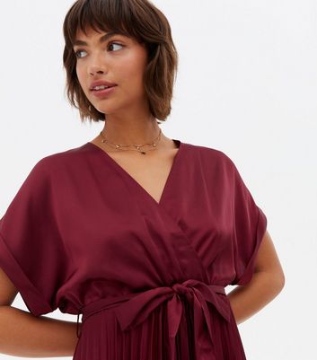 leith pleated midi dress