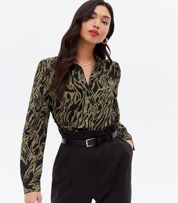 Green Tiger Print Button Up Long Shirt 