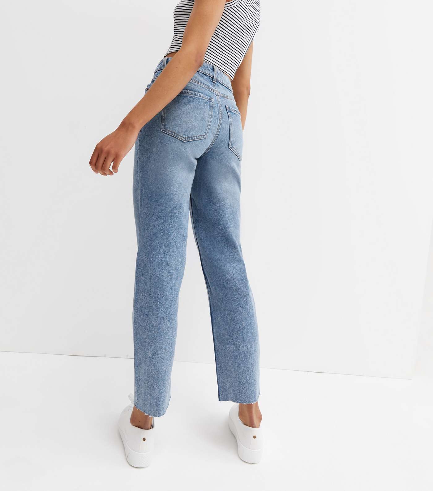 Blue Mid Wash Ankle Grazing Hannah Straight Leg Jeans Image 4