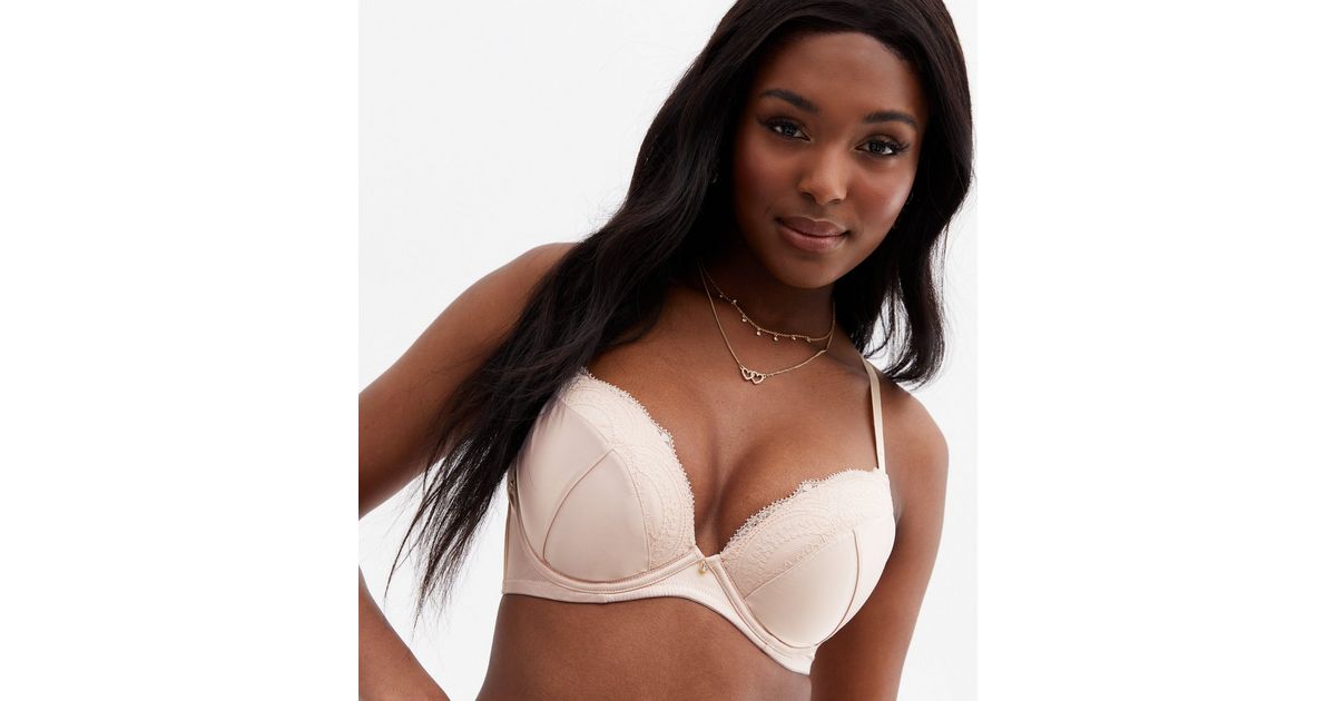 https://media2.newlookassets.com/i/newlook/810717213/womens/clothing/lingerie/cream-dd-satin-lace-push-up-bra.jpg?w=1200&h=630