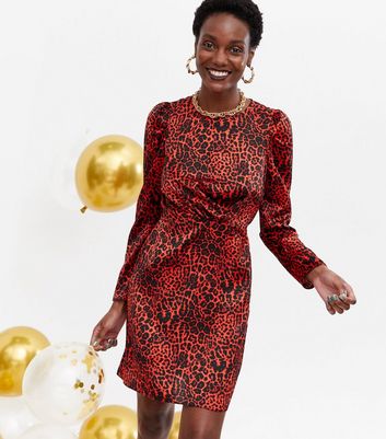 leopard balloon sleeve dress