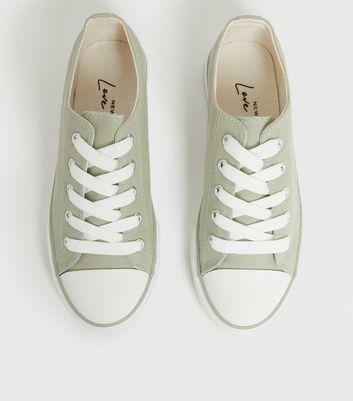 Mint green trainers new deals look