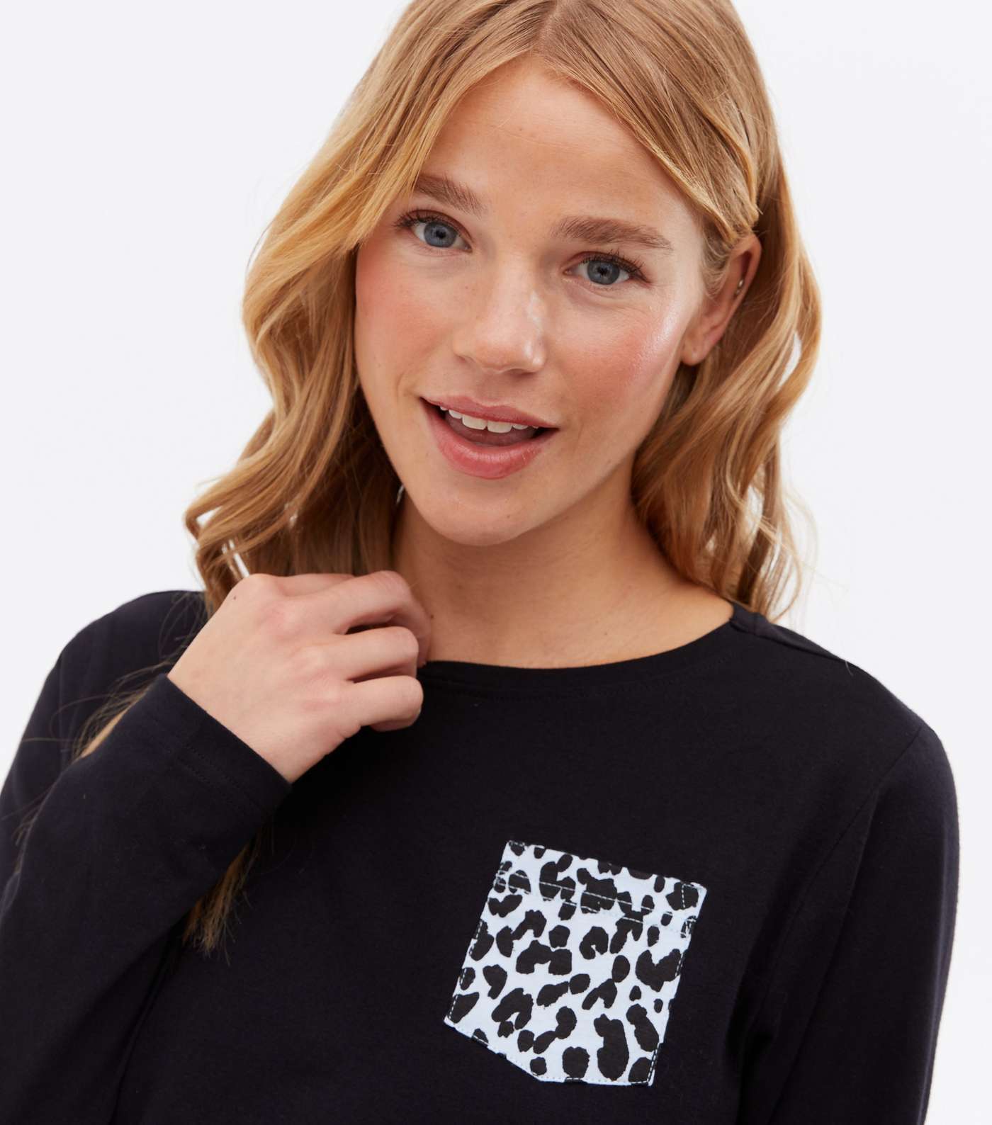 Black Short Pyjama Set with Leopard Print Image 2