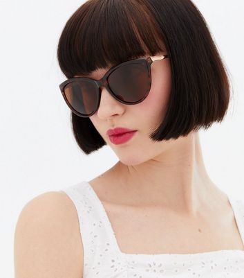 metal cut out cat eye sunglasses