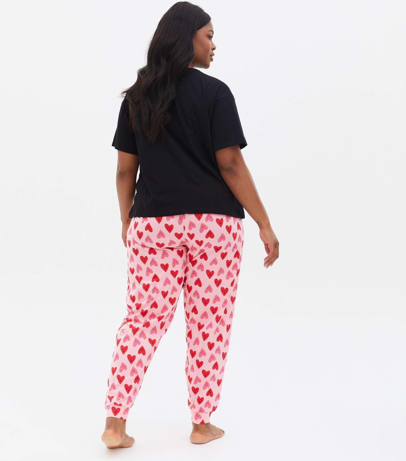 Curves Black T-Shirt and Jogger Pyjama Set with Heart Print Image 4