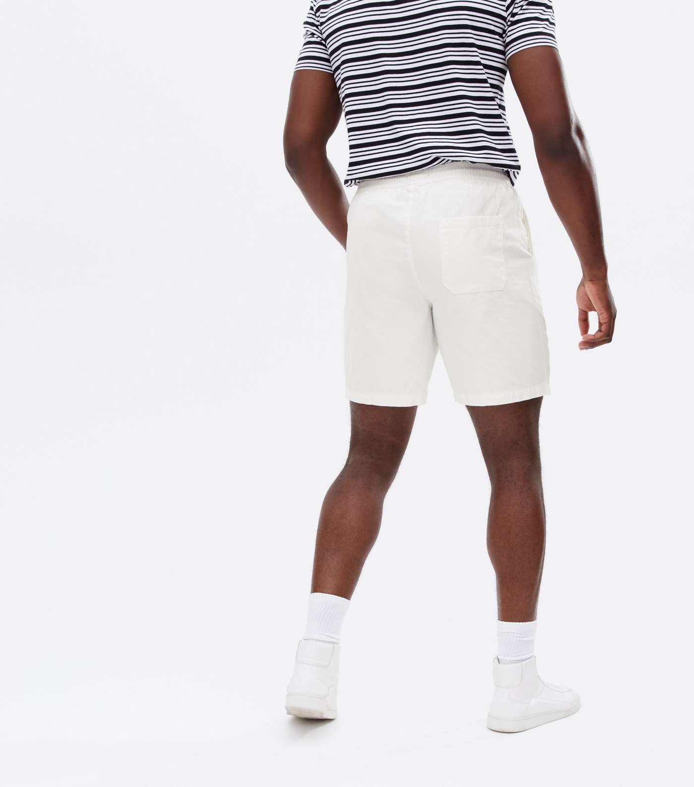 Off White Pintuck Relaxed Fit Shorts Image 4