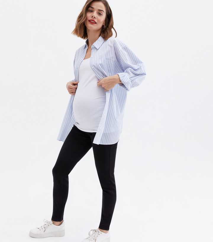 https://media2.newlookassets.com/i/newlook/813110601/womens/clothing/jeans/tall-maternity-black-over-bump-lift-shape-emilee-jeggings.jpg?strip=true&qlt=50&w=720