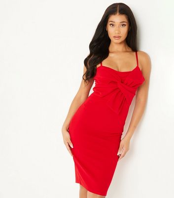 quiz red dress