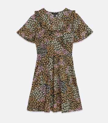Black Ditsy Floral Frill Collar Flutter 