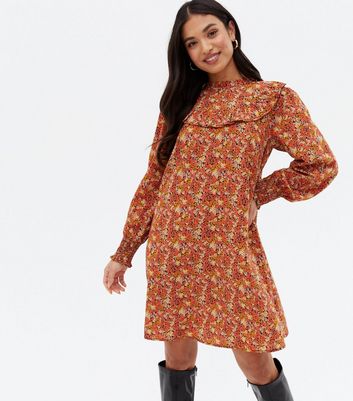 Petite Orange Ditsy Floral Crepe Mini Smock Dress New Look