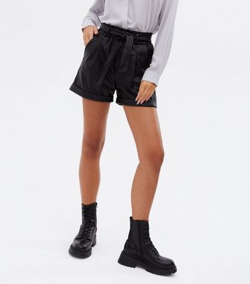 black high waisted flowy shorts