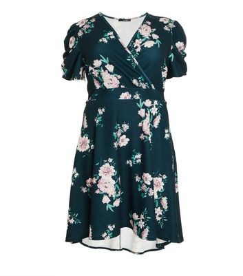 QUIZ Curves Green Floral Wrap Dress 