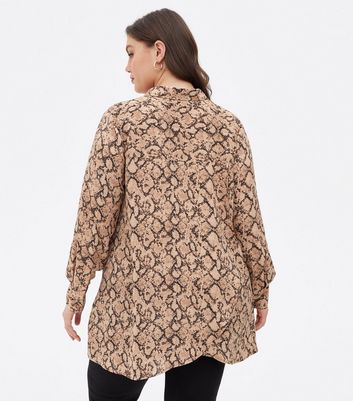 Curves Brown Snake Print Wrap Back Long Shirt New Look