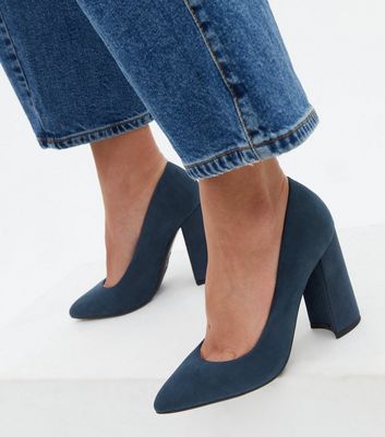 Block heel 2024 navy court shoes