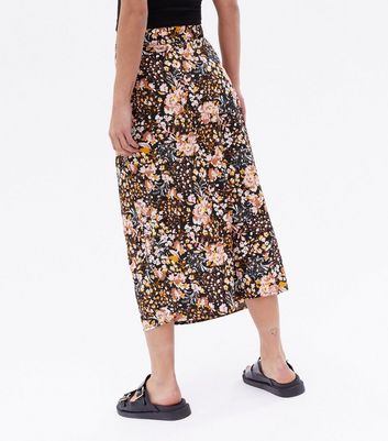 urban bliss black floral skirt