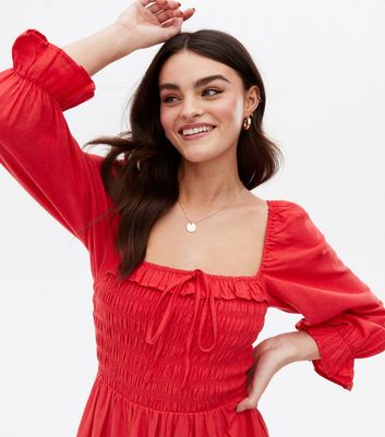 Red square best sale neck midi dress